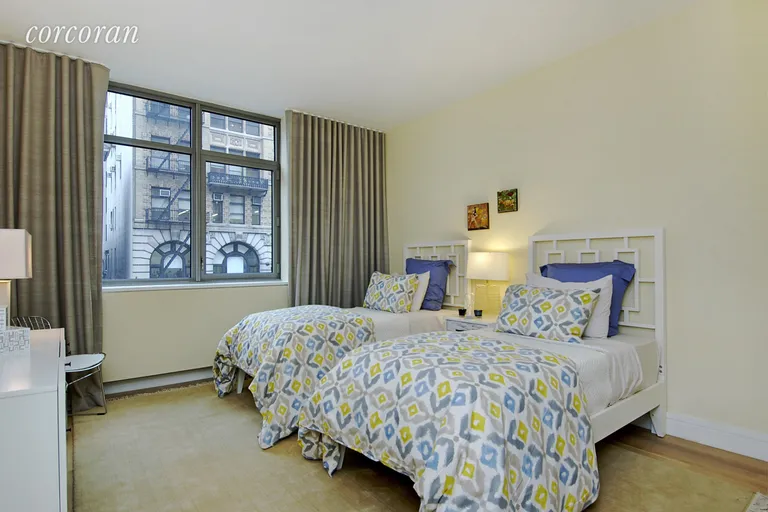 New York City Real Estate | View 124 West 23rd Street, 8A | room 5 | View 6