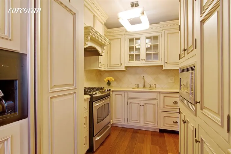 New York City Real Estate | View 345 West 58th Street, 2WX | Kitchen | View 3