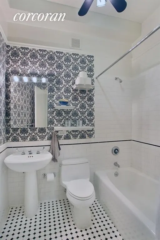 New York City Real Estate | View 101 Lafayette Avenue, 1M | Bathroom | View 6