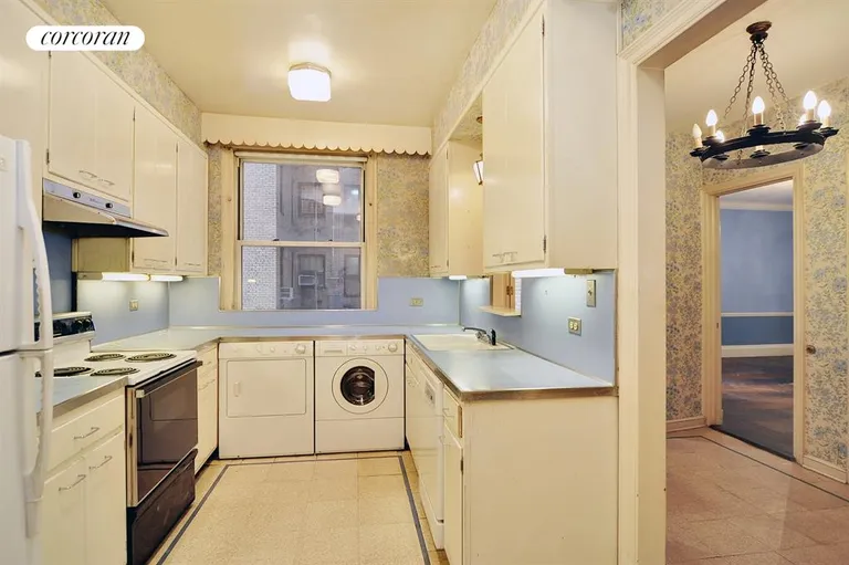New York City Real Estate | View 1220 Park Avenue, 2C | Kitchen | View 7