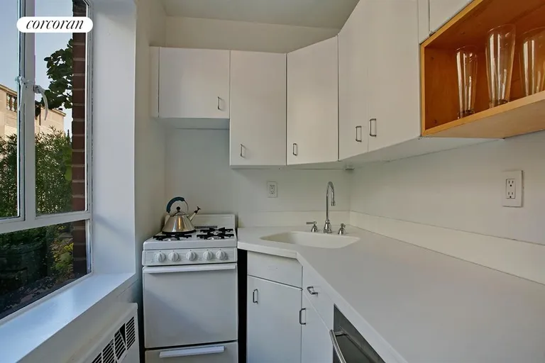 New York City Real Estate | View 15 West 12th Street, 11D | Kitchen | View 5