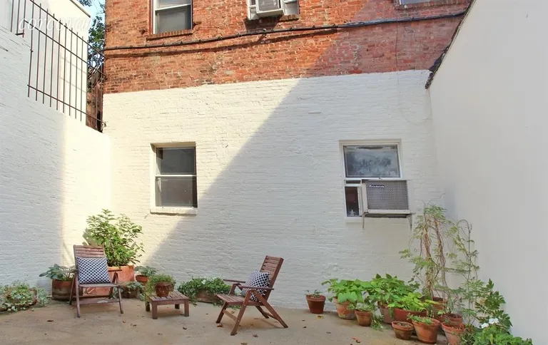New York City Real Estate | View 15 Bergen Street, 1R | Patio | View 4