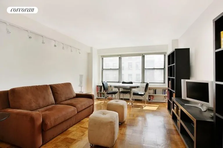 New York City Real Estate | View 10 West 15th Street, 1526 | 1 Bath | View 1