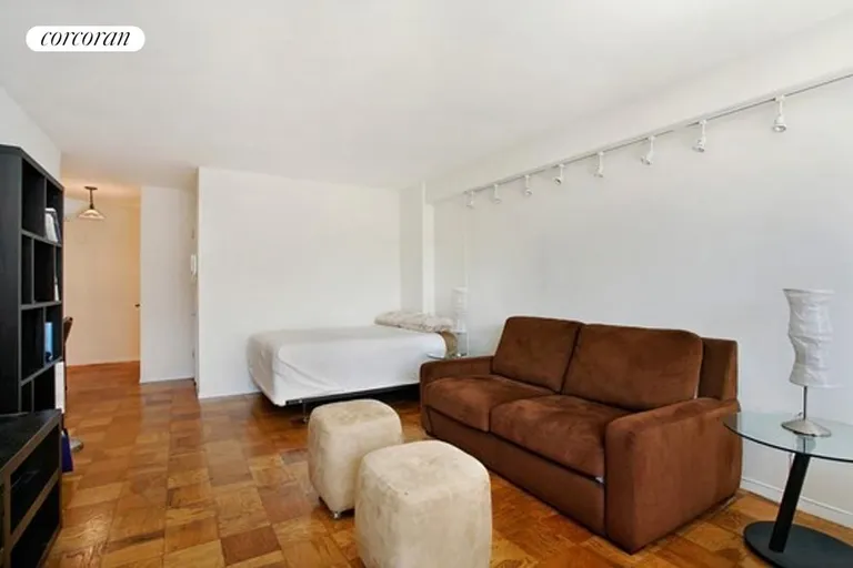 New York City Real Estate | View 10 West 15th Street, 1526 | room 1 | View 2