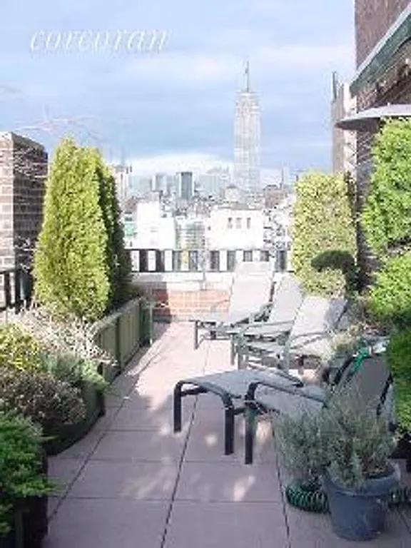 New York City Real Estate | View 10 West 15th Street, 1917 | 2 Beds, 2 Baths | View 1