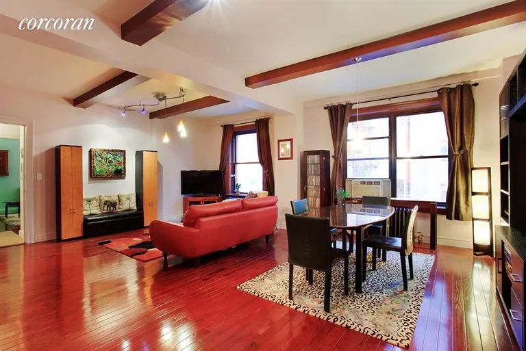 New York City Real Estate | View 60 West 68th Street, 4DE | Living Room | View 2