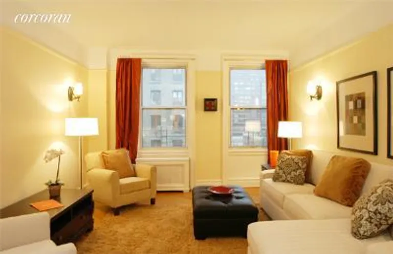 New York City Real Estate | View 505 West End Avenue, 8B | 2 Beds, 2 Baths | View 1