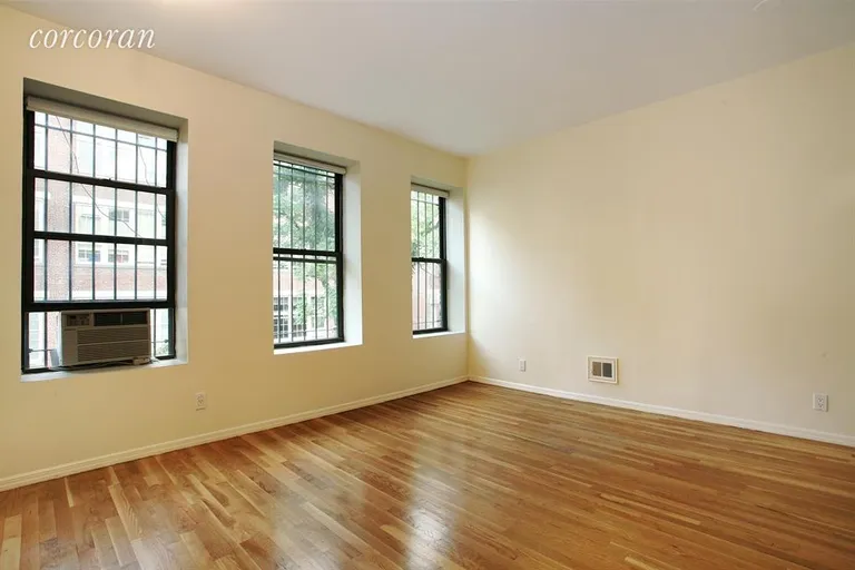 New York City Real Estate | View 165 West 88th Street | Fourth Bedroom | View 10
