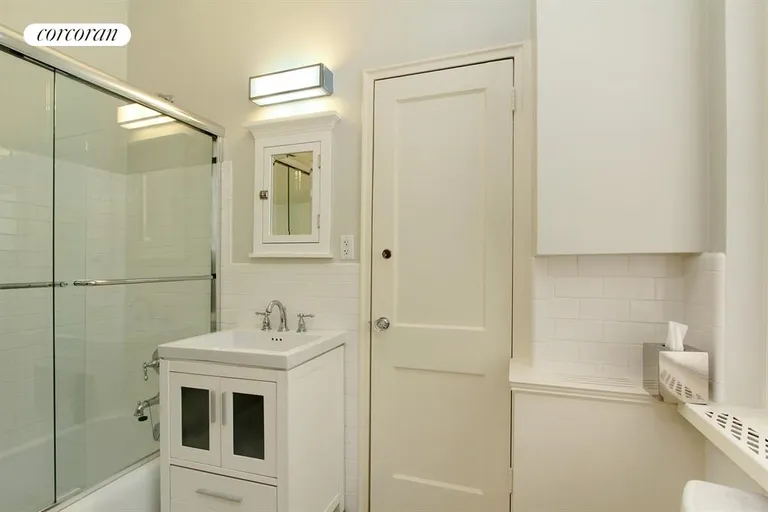 New York City Real Estate | View 530 East 86th Street, 1C | Bathroom | View 5