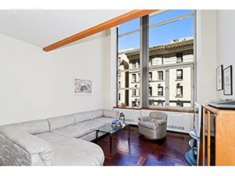 New York City Real Estate | View 2373 Broadway, 523 | 1 Bed, 1 Bath | View 1
