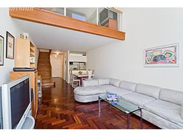 New York City Real Estate | View 2373 Broadway, 523 | room 1 | View 2