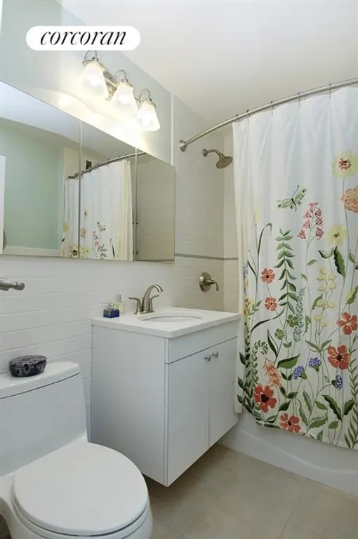 New York City Real Estate | View 1601 Third Avenue, 25J | Just renvoated bathroom | View 3