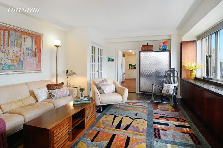 New York City Real Estate | View 140 East 72nd Street, 21 FL | room 3 | View 4