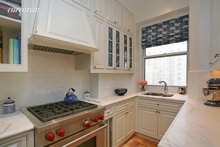 New York City Real Estate | View 375 West End Avenue, 7B | Kitchen | View 2