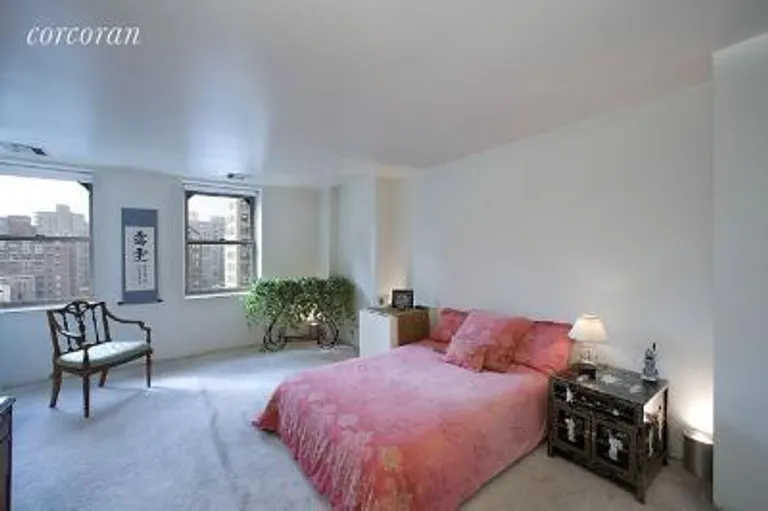 New York City Real Estate | View 253 West 73rd Street, 12A | room 2 | View 3