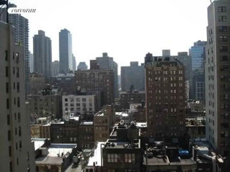 New York City Real Estate | View 253 West 73rd Street, 12A | room 4 | View 5
