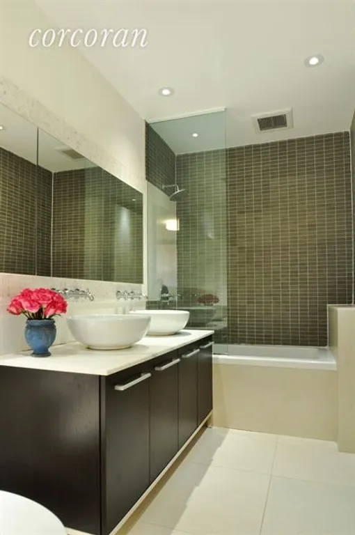 New York City Real Estate | View 309 2nd Street, 2B | Bathroom | View 4