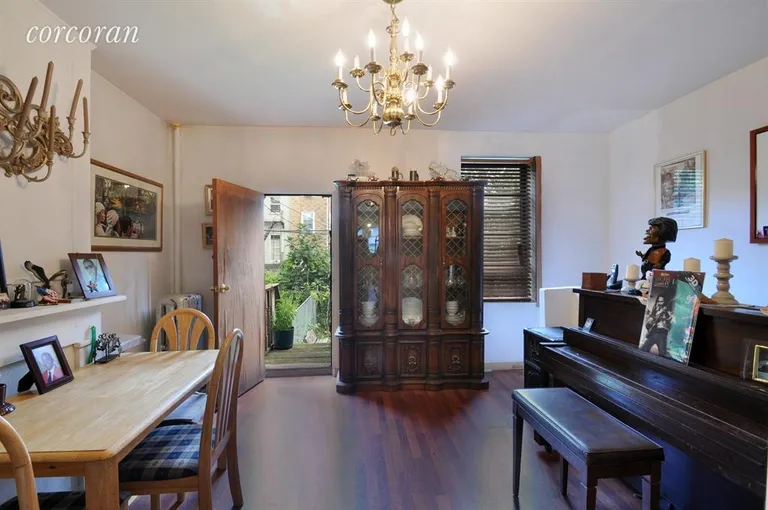 New York City Real Estate | View 789 Lexington Avenue | Dining Room | View 3