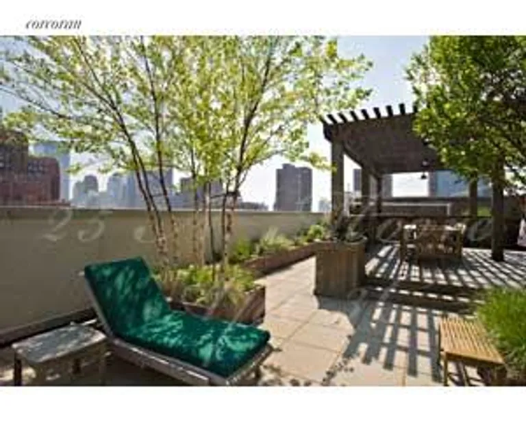 New York City Real Estate | View 25 North Moore, 3C | room 9 | View 10