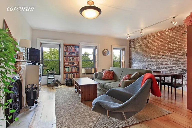 New York City Real Estate | View 105 Park Place, 4 | 1.5 Beds, 1 Bath | View 1