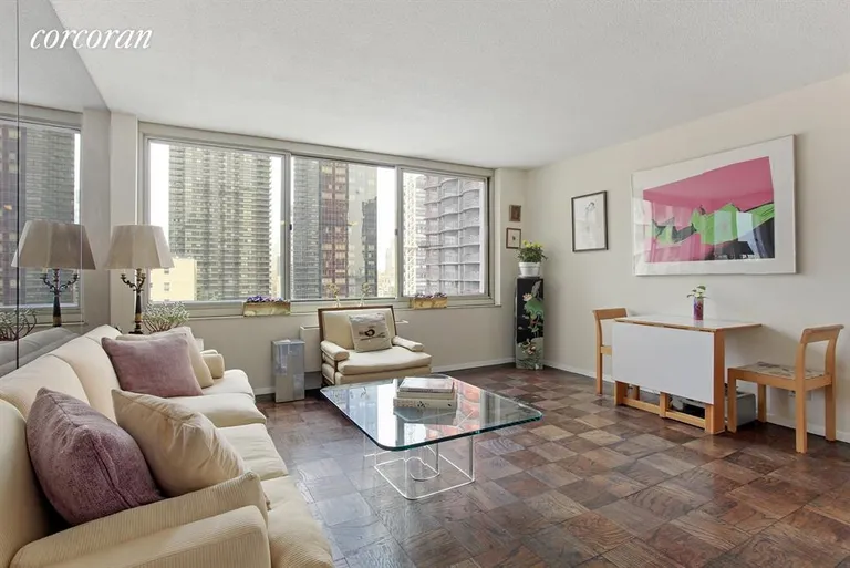 New York City Real Estate | View 333 East 45th Street, 20D | 1 Bed, 1 Bath | View 1