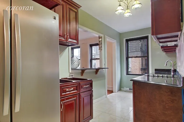 New York City Real Estate | View 300 West 108th Street, 8C | Kitchen | View 3