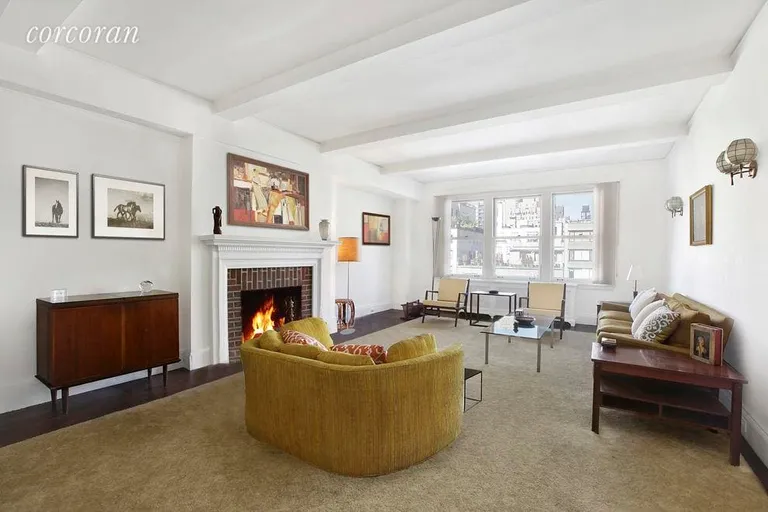 New York City Real Estate | View 333 East 68th Street, 8B | 3 Beds, 3 Baths | View 1