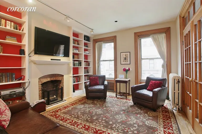 New York City Real Estate | View 202 West 85th Street, 5 | Living Room | View 5
