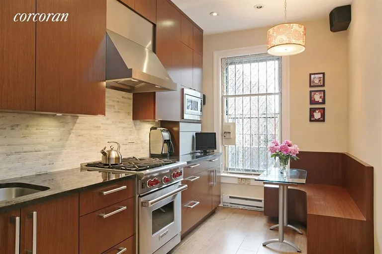 New York City Real Estate | View 202 West 85th Street, 5 | Kitchen | View 3