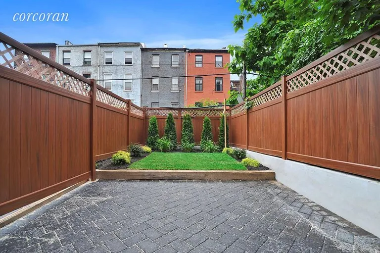 New York City Real Estate | View 49 Irving Place | Private Garden | View 3