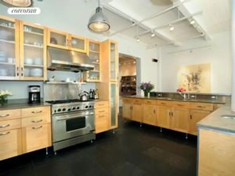 New York City Real Estate | View 139 West 19th Street, 2E | room 3 | View 4