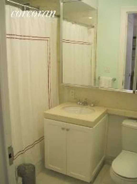 New York City Real Estate | View 205 West 76th Street, 901 | Second bathroom | View 7