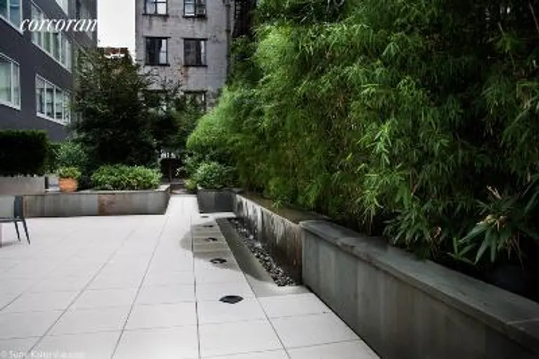 New York City Real Estate | View 447 West 18th Street, 5B | Common Garden | View 3