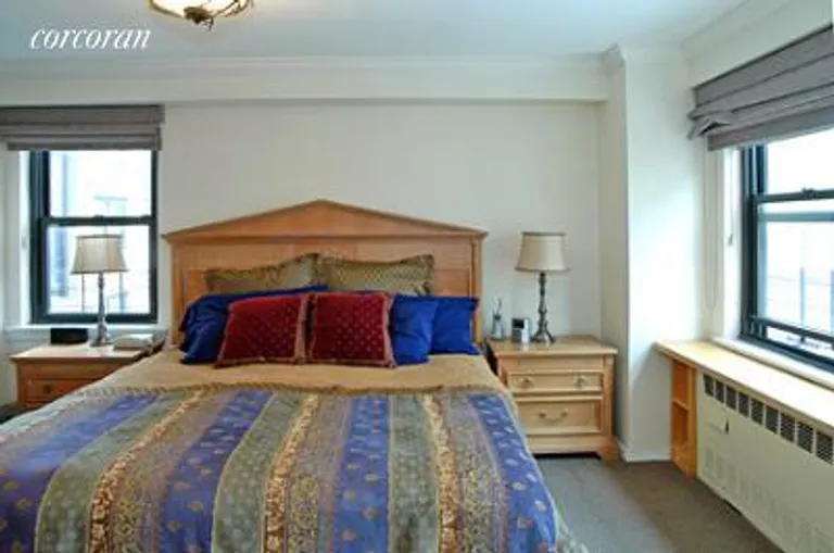 New York City Real Estate | View 399 East 72Nd Street, 16AB | room 1 | View 2