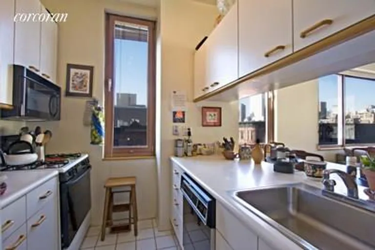 New York City Real Estate | View 393 West 49th Street, 6R | room 2 | View 3