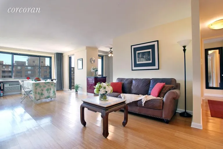 New York City Real Estate | View 185 Hall Street, 1516 | 1 Bed, 1 Bath | View 1