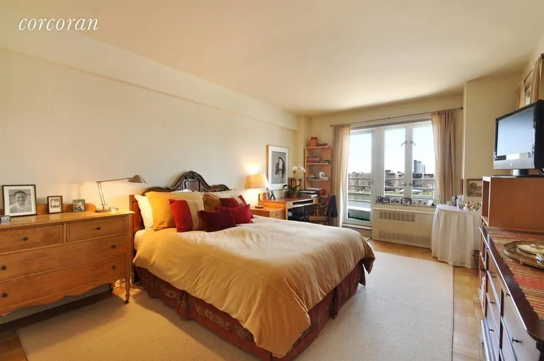 New York City Real Estate | View 1 Gracie Terrace, 4C | Bedroom | View 5