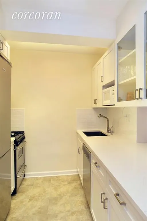 New York City Real Estate | View 120 East 36th Street, 2B | Kitchen | View 4