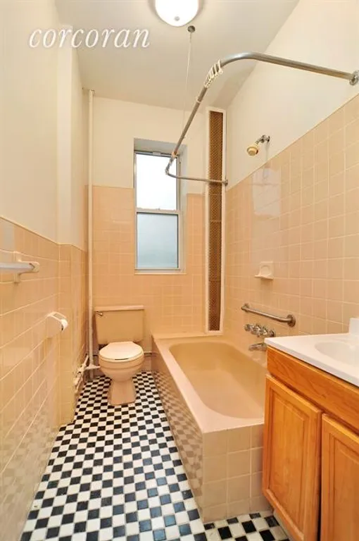 New York City Real Estate | View 816 43rd Street, 3 | Master Bathroom | View 4