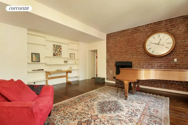 New York City Real Estate | View 33 West 93rd Street, 3Q | Living Room | View 8
