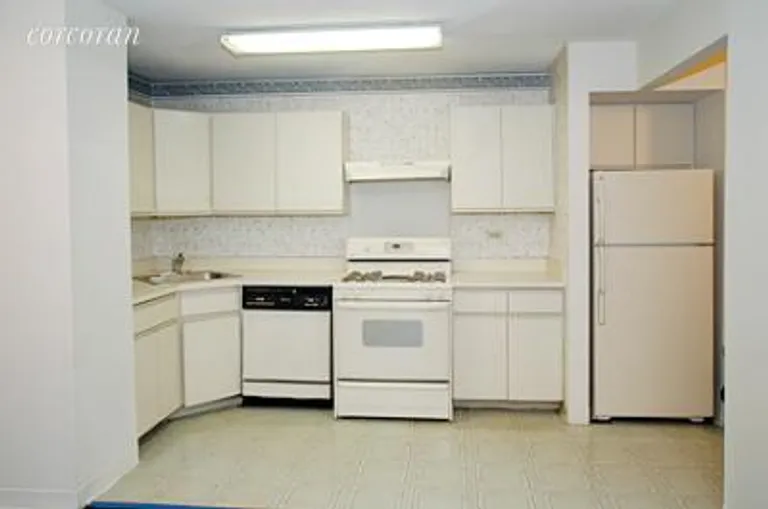New York City Real Estate | View 301 West 110th Street, 3M | room 1 | View 2