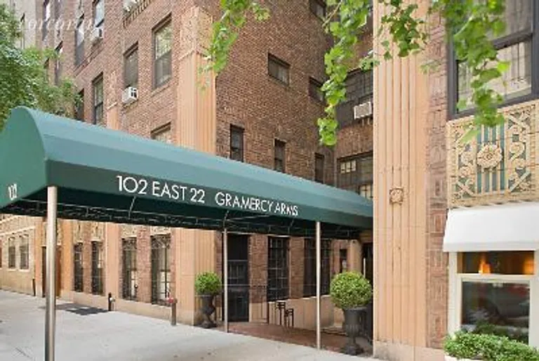 New York City Real Estate | View 102 East 22nd Street, 9H | steps from Park Avenue South | View 5