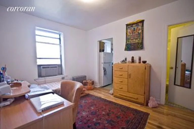 New York City Real Estate | View 317 East 3rd Street, 17 | room 1 | View 2