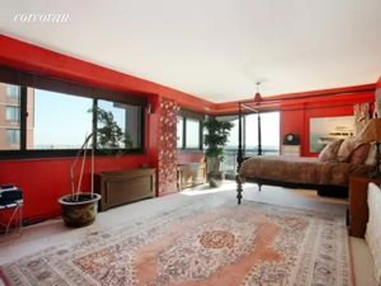New York City Real Estate | View 1725 York Avenue, 30CD | Enormous Master suite with balcony | View 3