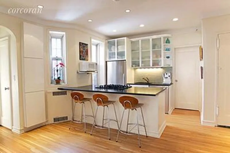 New York City Real Estate | View 360 Clinton Avenue, 6S | 2 Beds, 1 Bath | View 1