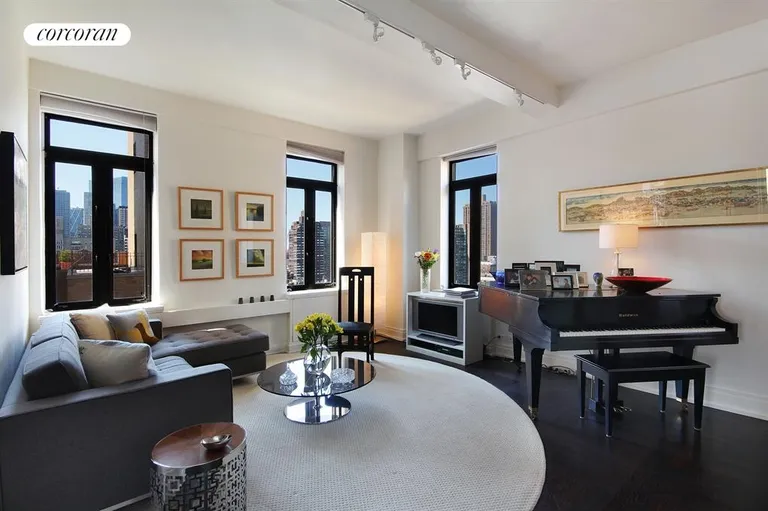 New York City Real Estate | View 115 Central Park West, 20H | 2 Beds, 1 Bath | View 1