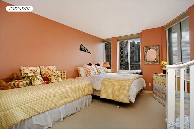 New York City Real Estate | View 333 Rector Place, 1405 | room 5 | View 6