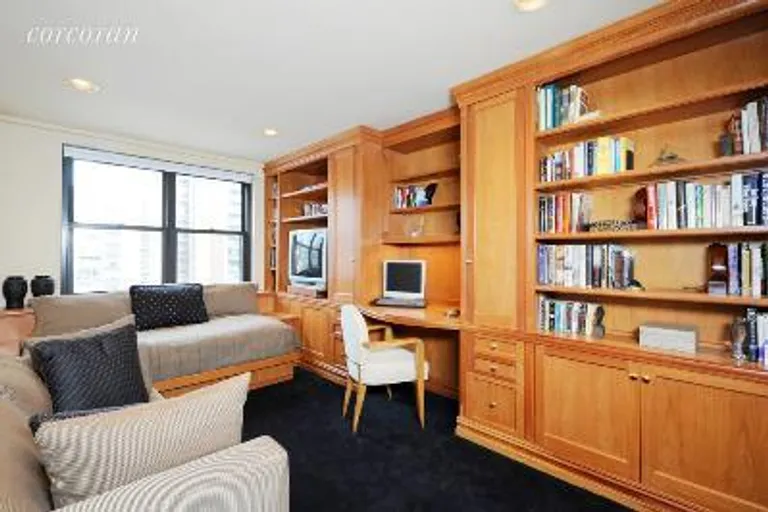 New York City Real Estate | View 235 East 57th Street, 14F | Guest Suite/Library | View 3