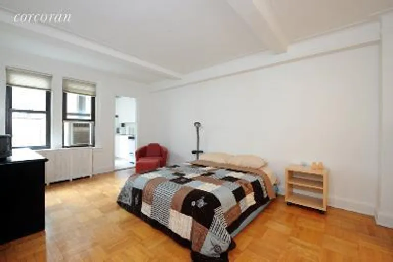 New York City Real Estate | View 205 East 69th Street, 7DE | room 1 | View 2