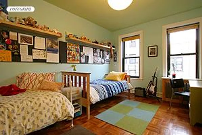 New York City Real Estate | View 125 Eastern Parkway, 6F | room 4 | View 5